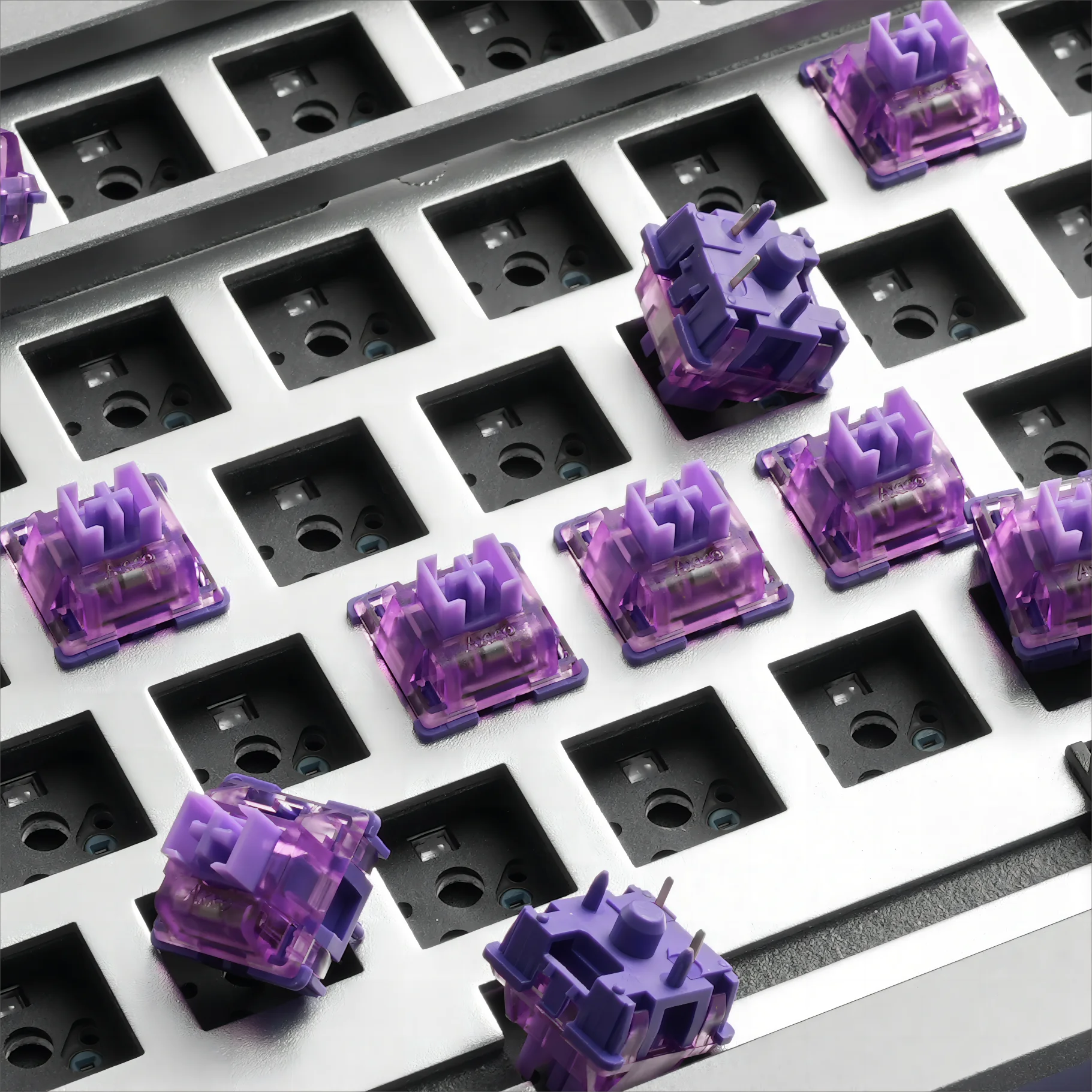 Akko V3 Pro Lavender Purple Switches 5 Pin 40gf Tactile Switch With Stable Dustproof Stem For Mx Mechanical Keyboard (45 pcs)