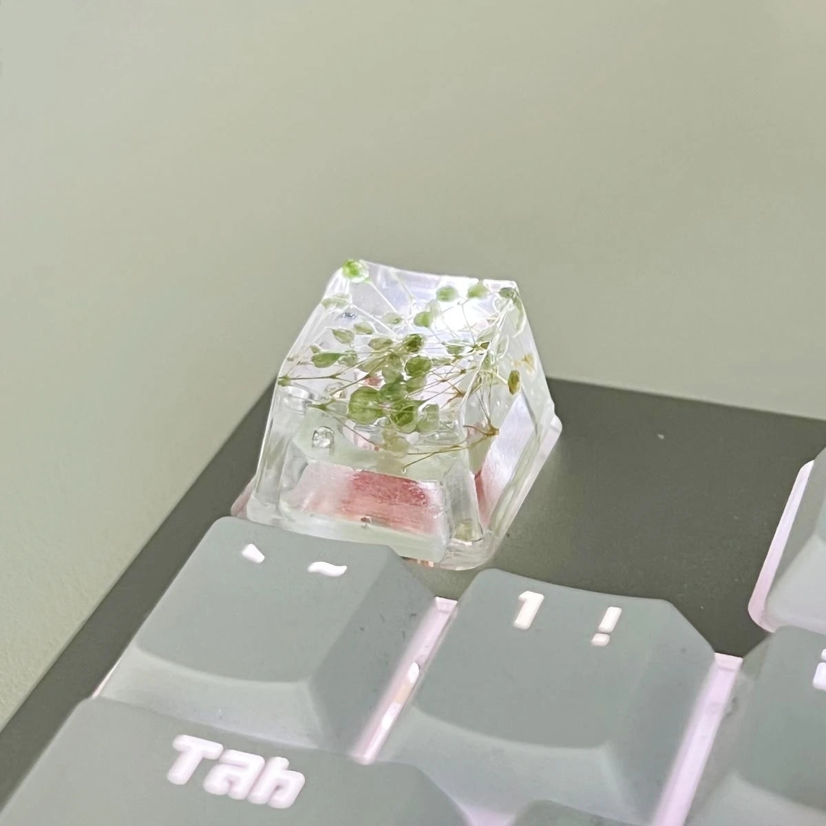 1Pcs High Quality Epoxy DIY Translucent Leaves Dry Flowers Paper Cross Axis Mechanical Keyboard Keycap Universal Accessories